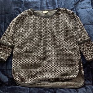 Max Studio Black and White Sweater